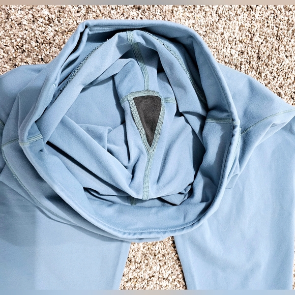 PRANA ATHLETIC LEGGINGS - Picture 7 of 13